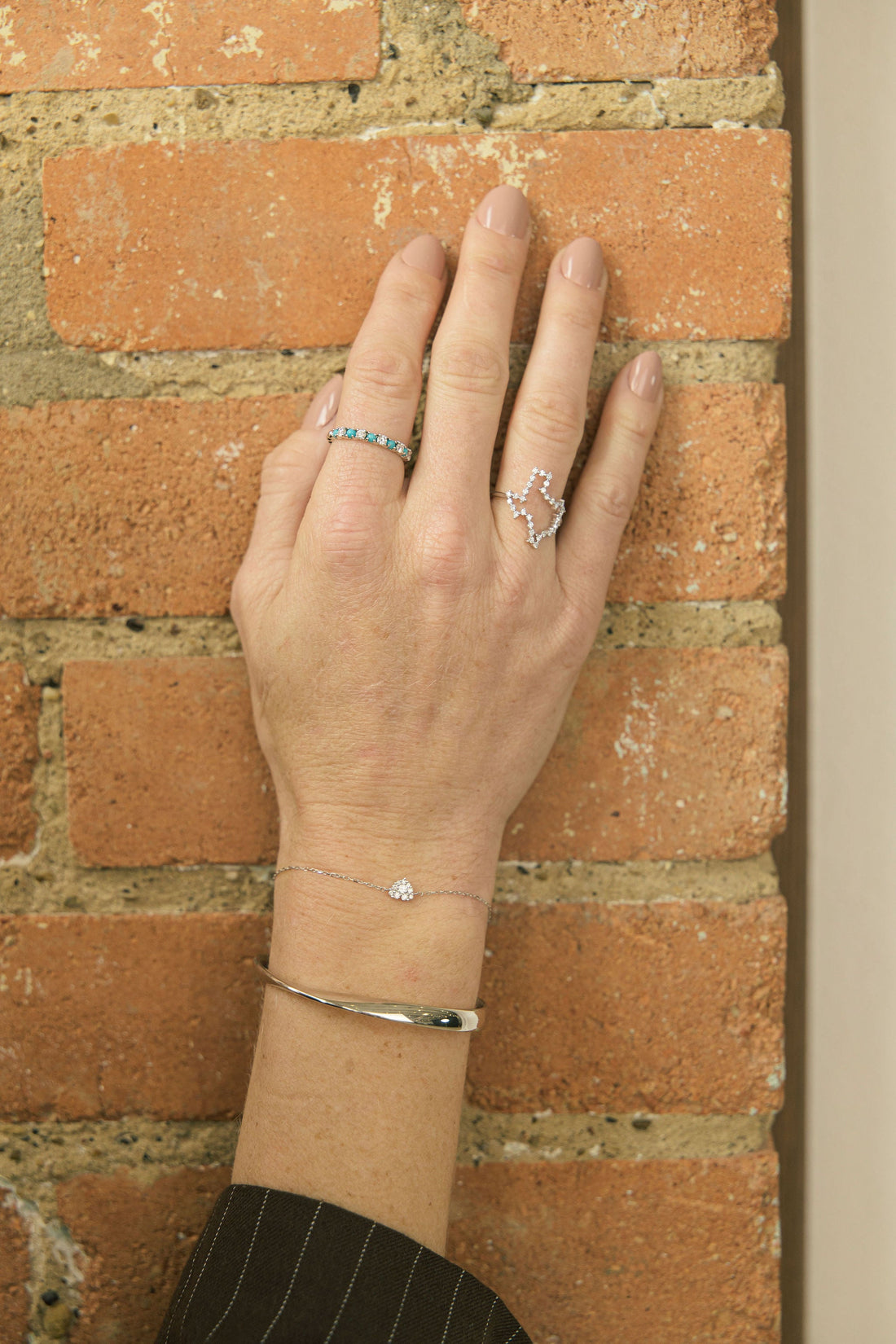 Exploring the Elegance of Diamond Bracelets: A Style Guide
