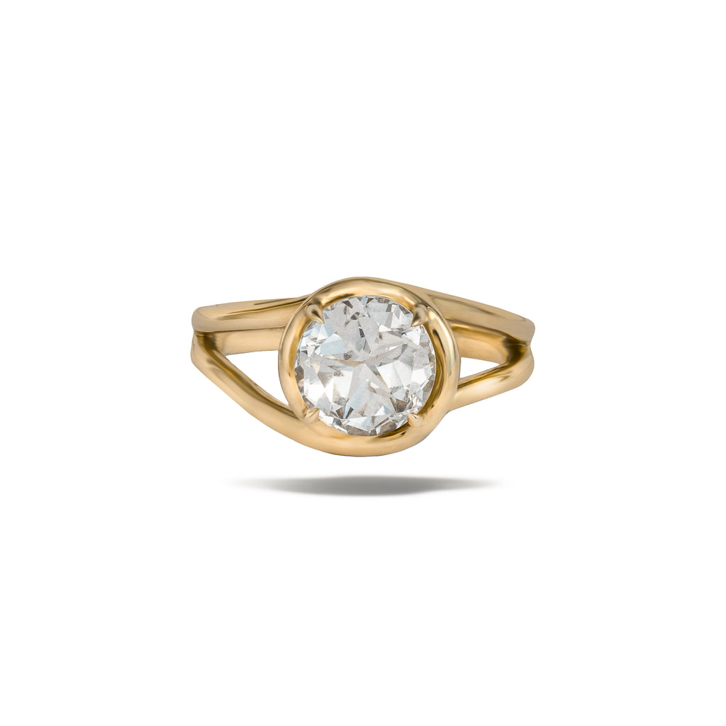 3 CT. 9mm Round Blue Lonestar Cut Texas Topaz Ring in 14K Yellow Gold