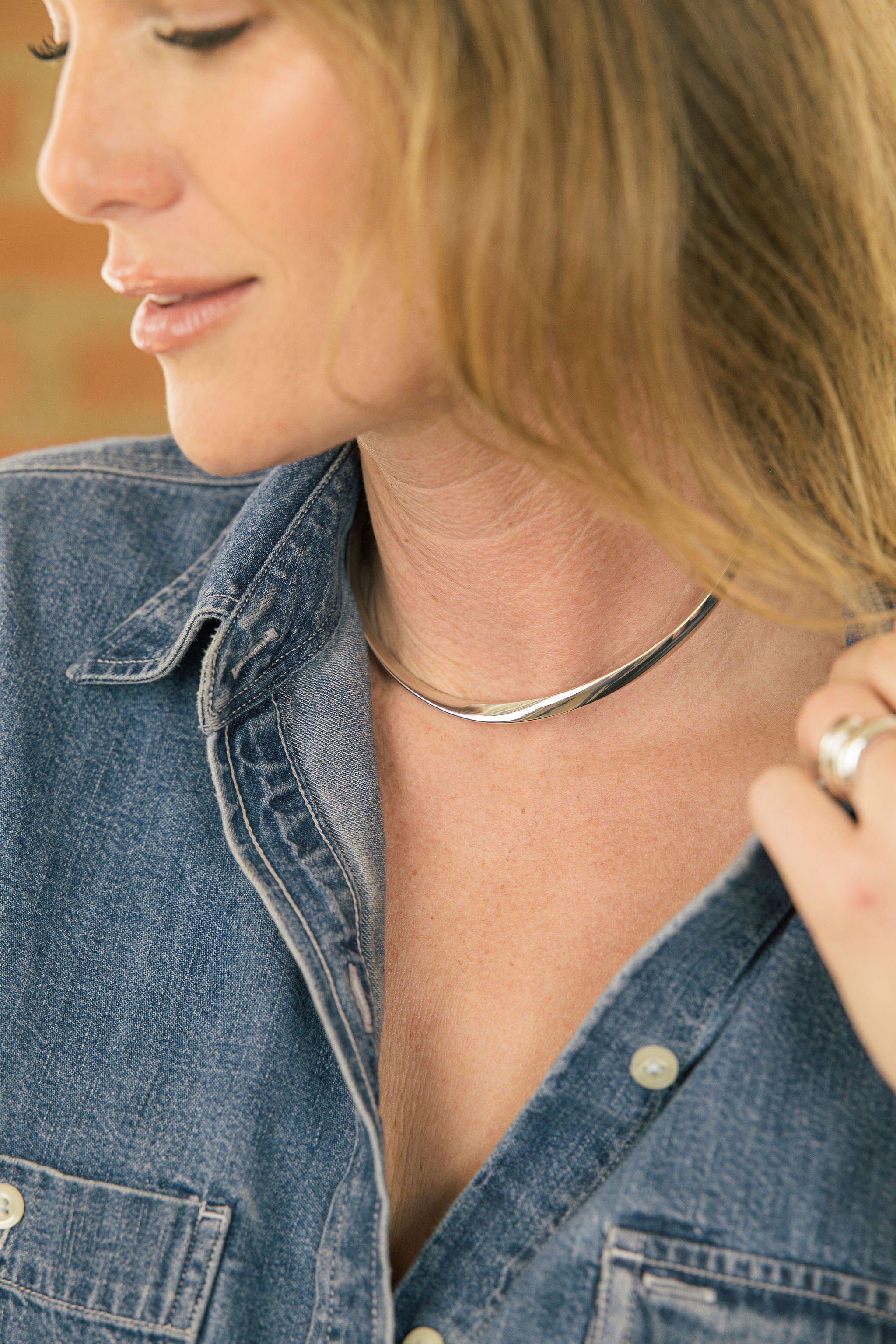 Twisted Silver Collar Necklace