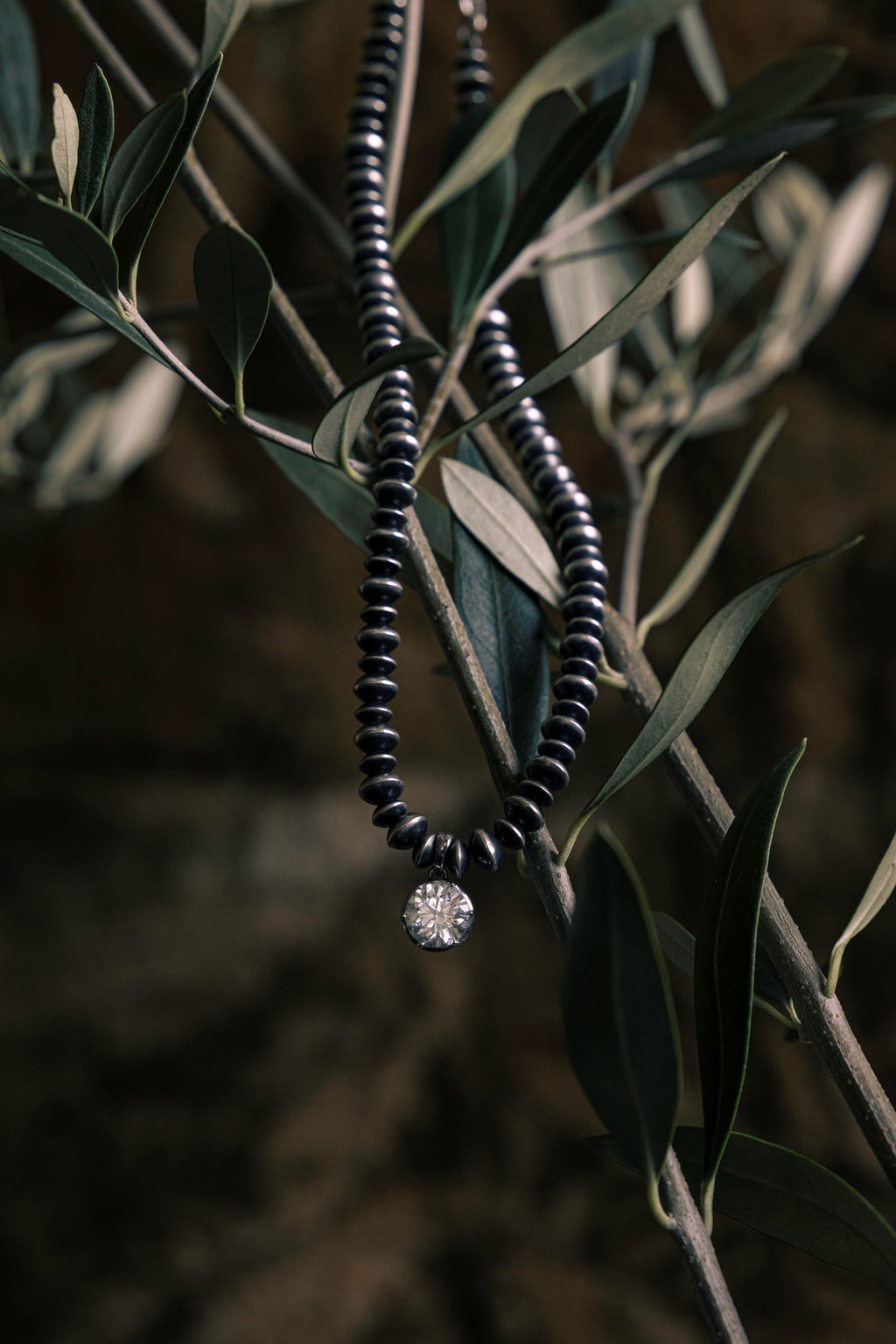 1806 & Co. X Devereaux Gold: Navajo Pearl Necklace with Lab-Grown Round Diamond Pendant